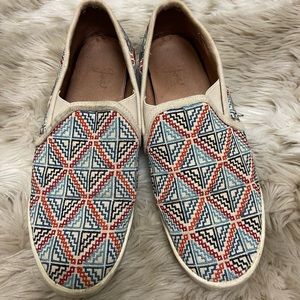 Joie Size 9 Slip-on